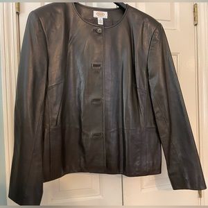 🤎NWOT-Brown Leather Cropped Jacket 🤎